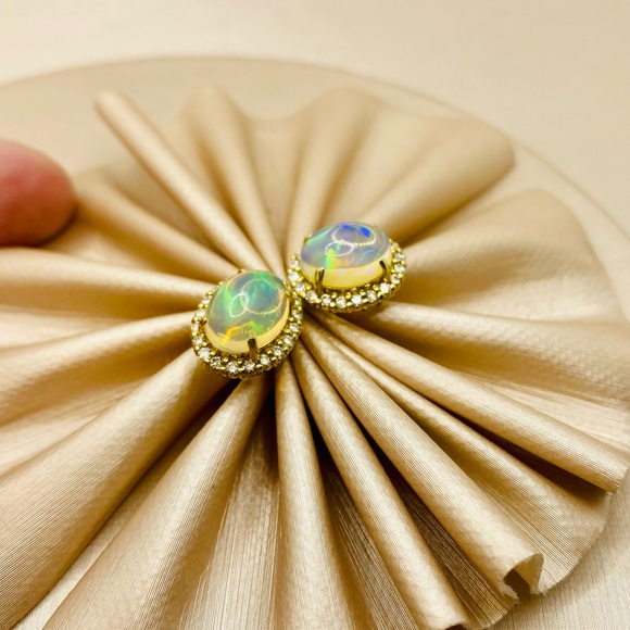 EUC 18k Yellow Gold Oval Opal Stud Earrings w/ Diamond Halo - Picture 8 of 15